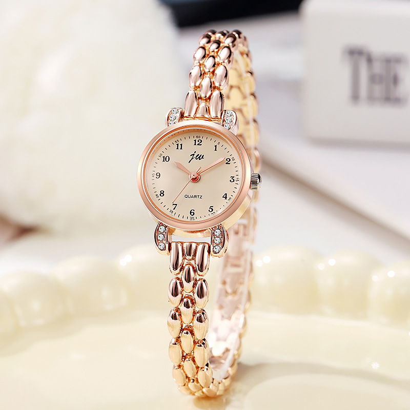Moda Kadın Bilezik Saatler Lük - Luxury Watch Arabic incelemesi ve fiyatı